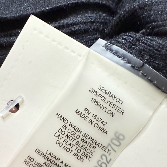 🖤 SIONI | Black Pleated-Back Cardigan Sweater NWT - Picture 6 of 6